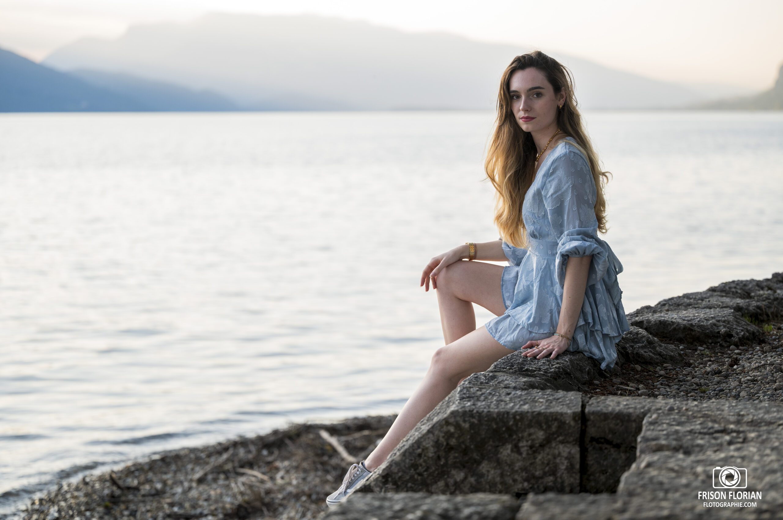 Séance photo portrait avec Victoria autour du Lac de Bourget près de Chambéry et Aix les Bains